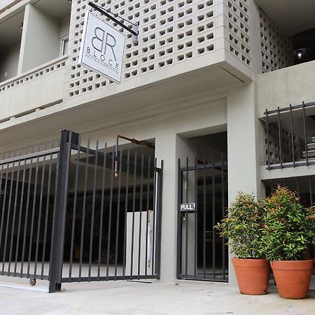 Brblock Boutique And Residences Makati City ภายนอก รูปภาพ